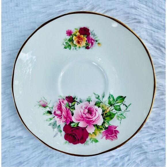 Vintage Golden Crown Fine Bone China Rose Teacup And Saucer Set - Picture 4 of 12